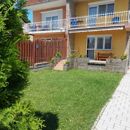 Pauzo Bagyarik Apartment Balatonfoldvar Exterior photo